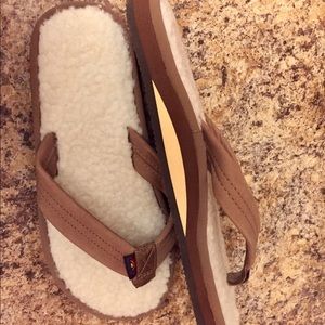 Flip flops shearling